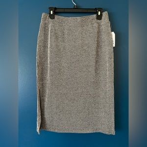 NWT - MED Time and Tru MIDI SKIRT